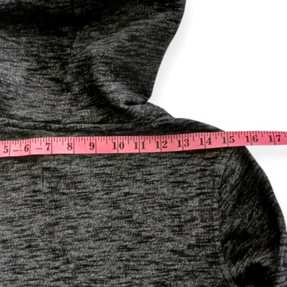 ABERCROMBIE & FITCH BOYS' GRAY BLACK PULLOVER SWEATER- HOODIE .SIZE 13/14 - Picture 6 of 13